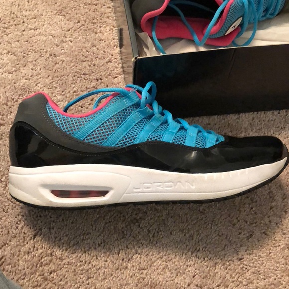 Nike Jordan’s size 10 Men - Picture 3 of 4